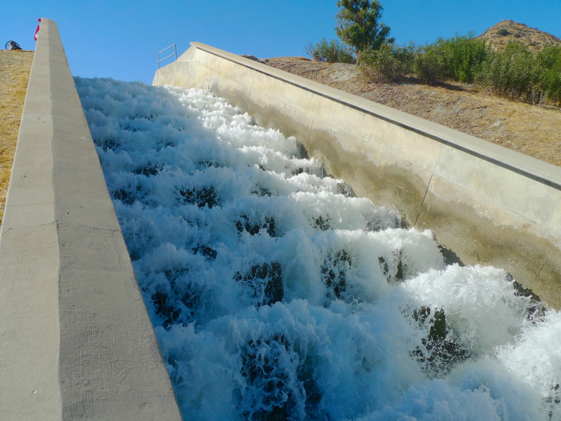 Illustration for article titled The Los Angeles Aqueduct Turns 100, or The Mules That Built L.A.